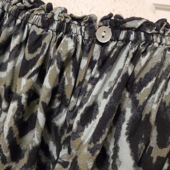 BeachLunchLounge Marissa Black Glow Peasant Top Size Large 100% Viscose - Picture 6 of 10